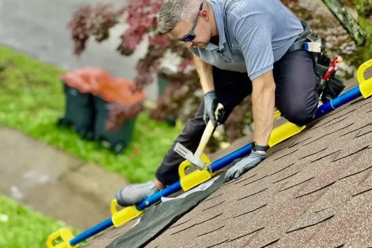 Roof Leaking After Heavy Rain Evansville in How to Fix IT