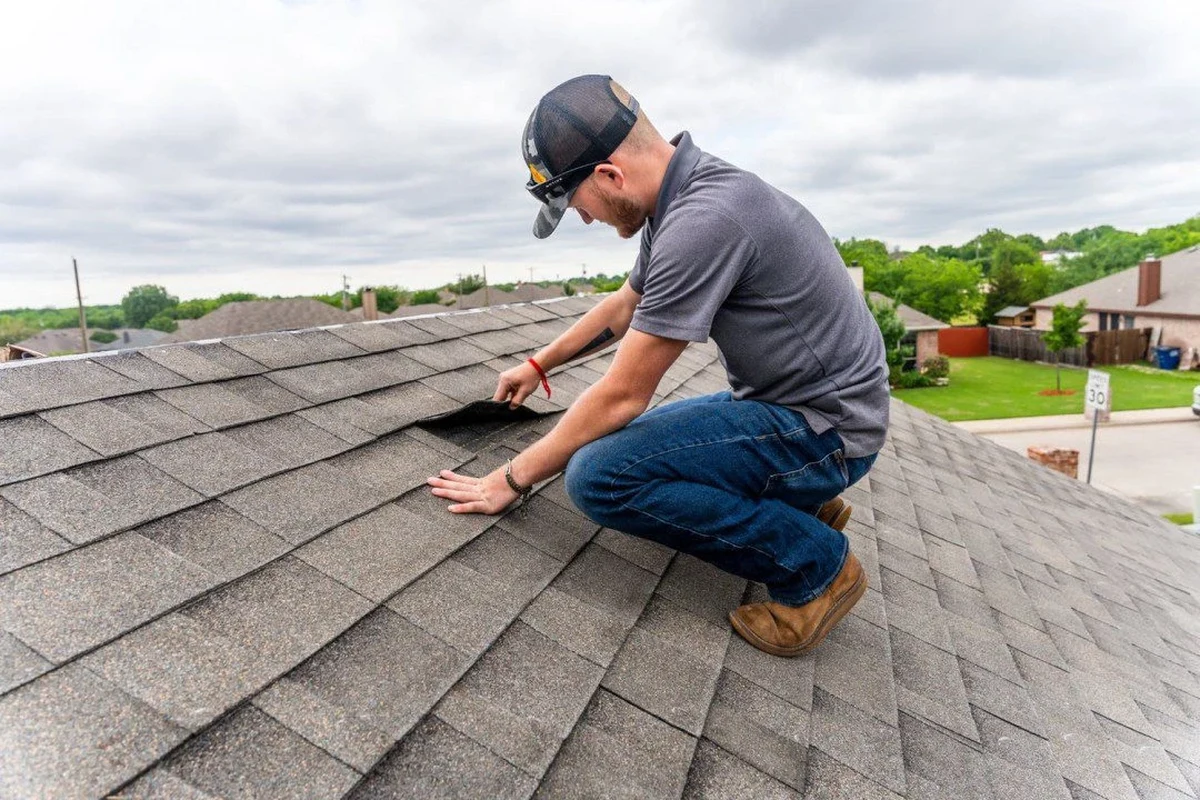 Why Is My Roof Leaking Lawrenceburg Tennessee Find