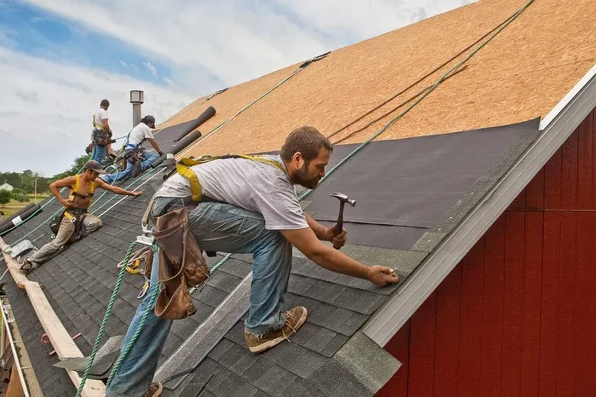 How to Install Shingles for a Durable and Weatherproof Roof
