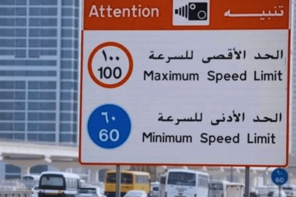 How to Organize Cables Without Drilling Holes in the UAE