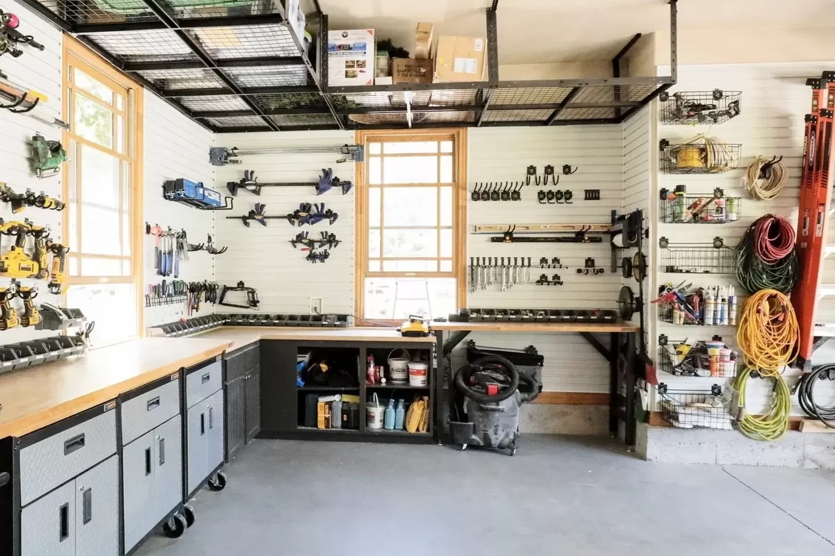 How to Organize a Small Garage on a Budget for Maximum Space in the UAE