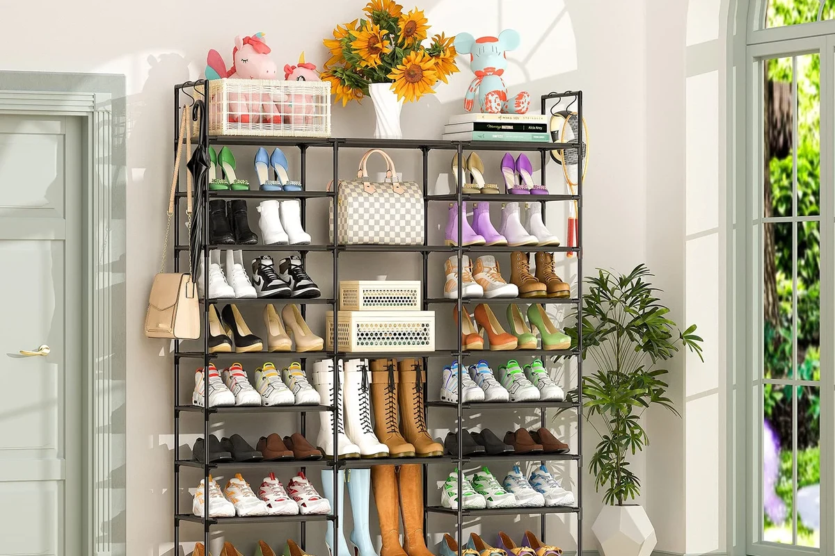 Entryway Organizer vs Shoe Rack Which Is Best for Your Space in the UAE
