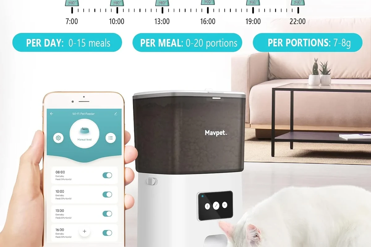 How to Choose the Right Feeding Station for Your Pet in the UAE