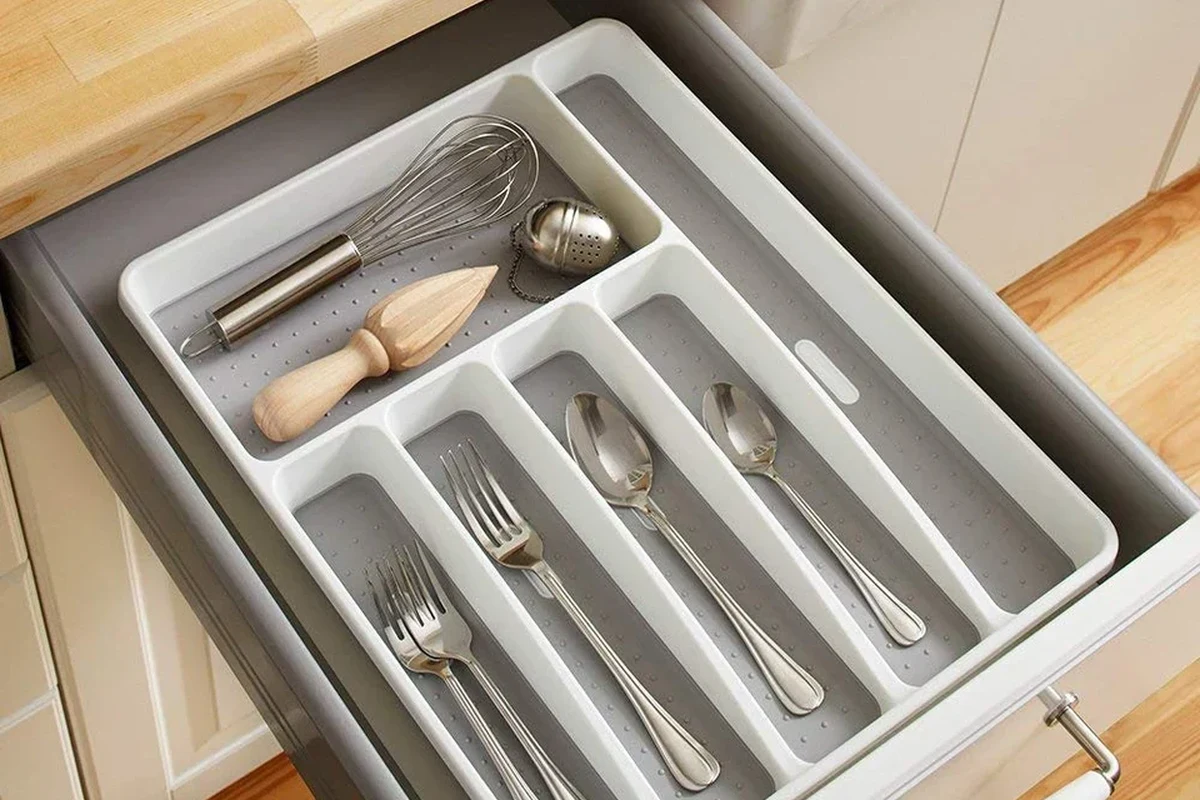 Do You Really Need a Drawer Organizer If You Have Kitchen in the UAE