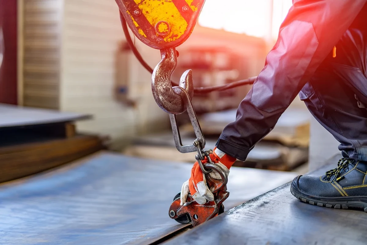 Roofers Who Prioritize Job Site Safety Ensure Quality