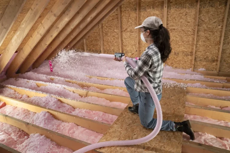 How to Put in Insulation in an Attic for Better Energy in the UAE