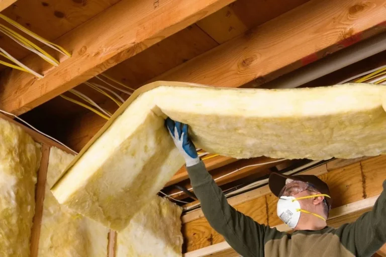 How to Put Insulation in the Ceiling for Better Energy in the UAE
