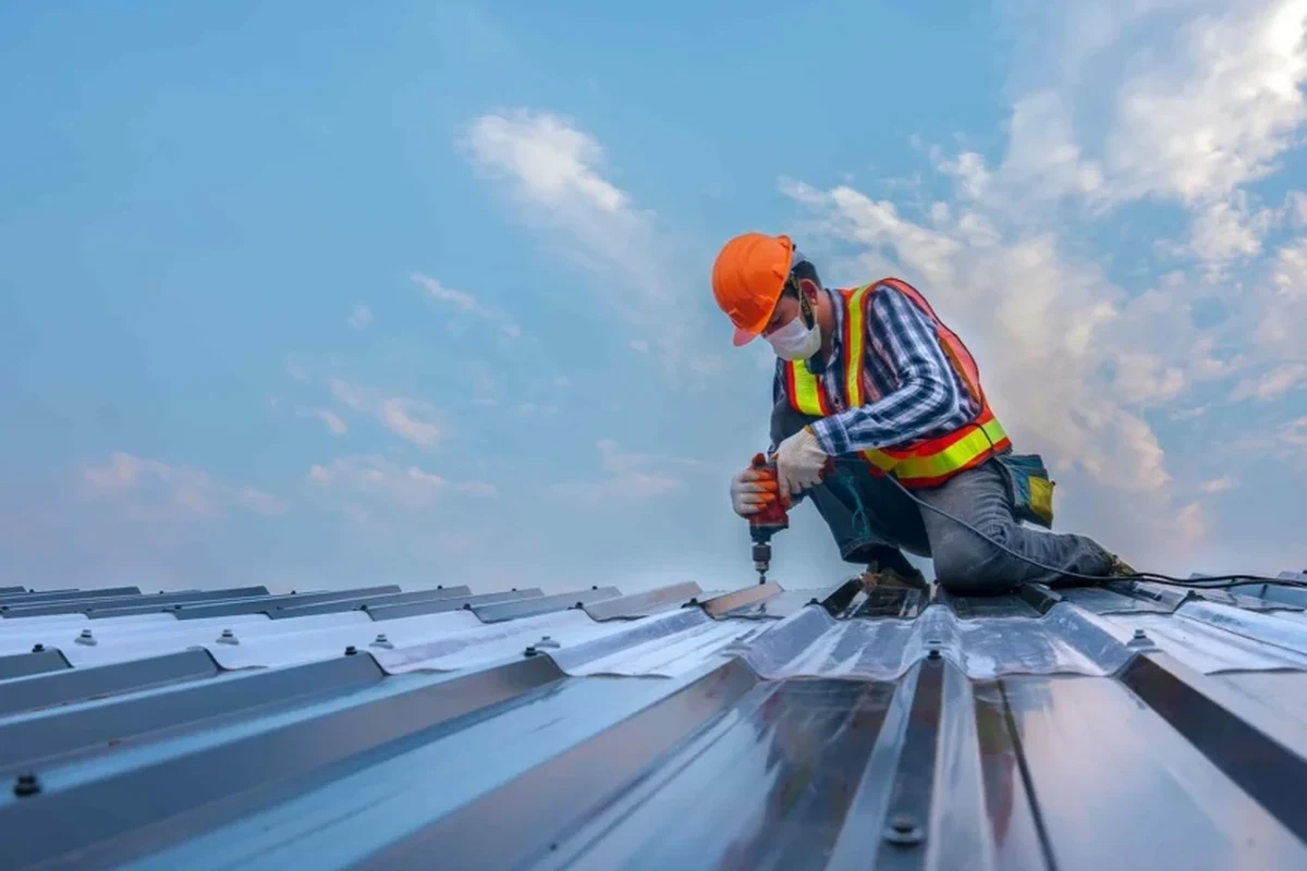 Cost to Fix Sagging Roof and How to Save on Repairs