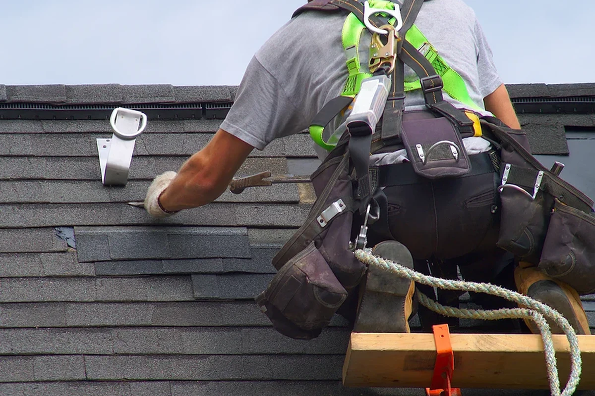 How to Put a Metal Roof on a House for Lasting Durability