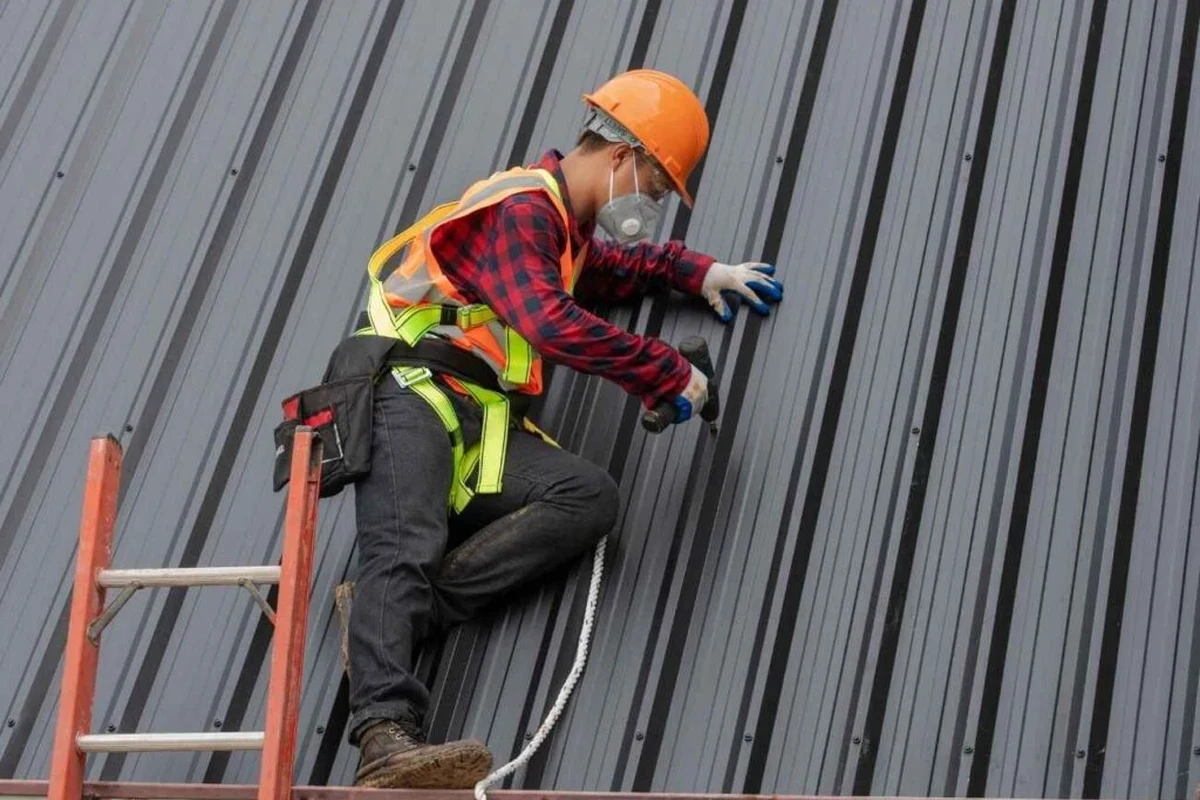 Torch Down Roofing Cost per Square Foot and What to Expect