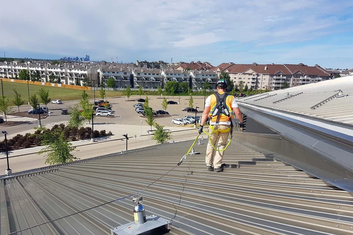 How to Install Metal Roofing Panels for a Durable