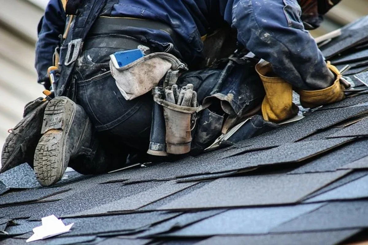 How Many Nails in a Coil of Roofing Nails for Your Next