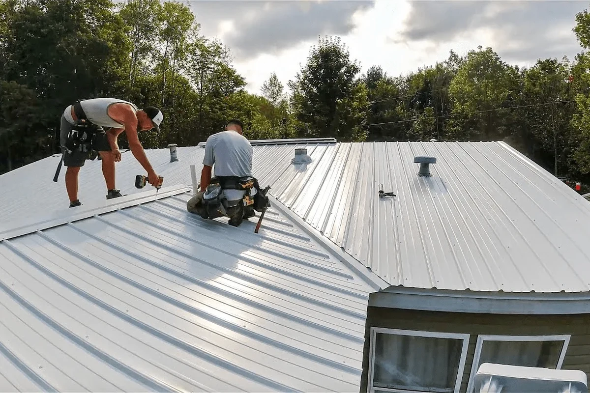 How to Put a Metal Roof on a Mobile Home for Longlasting