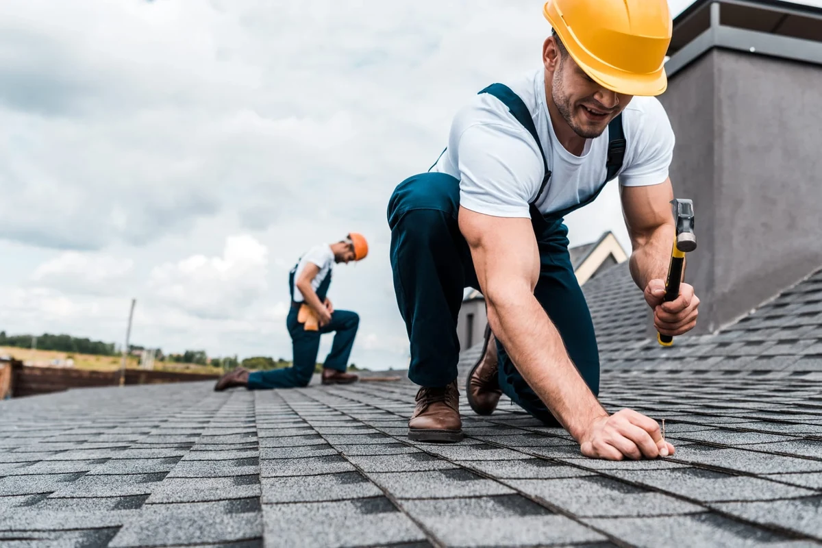 How to Choose a Good Commercial Roofing Contractor