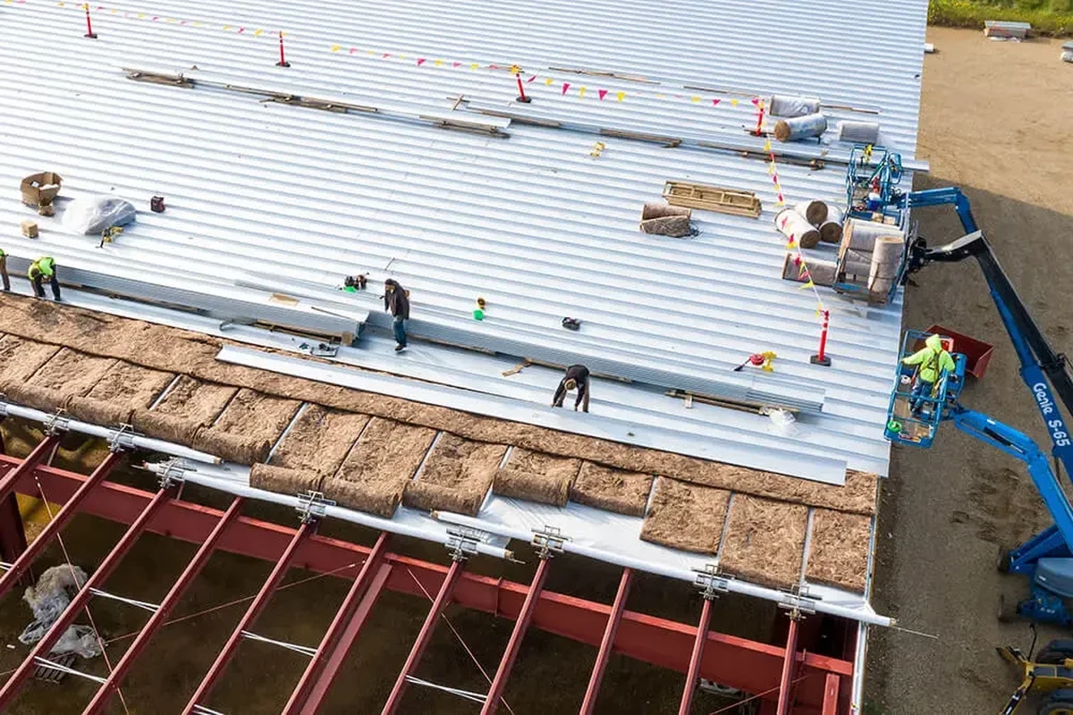 How to Get Commercial Roofing Jobs and Boost Your Income