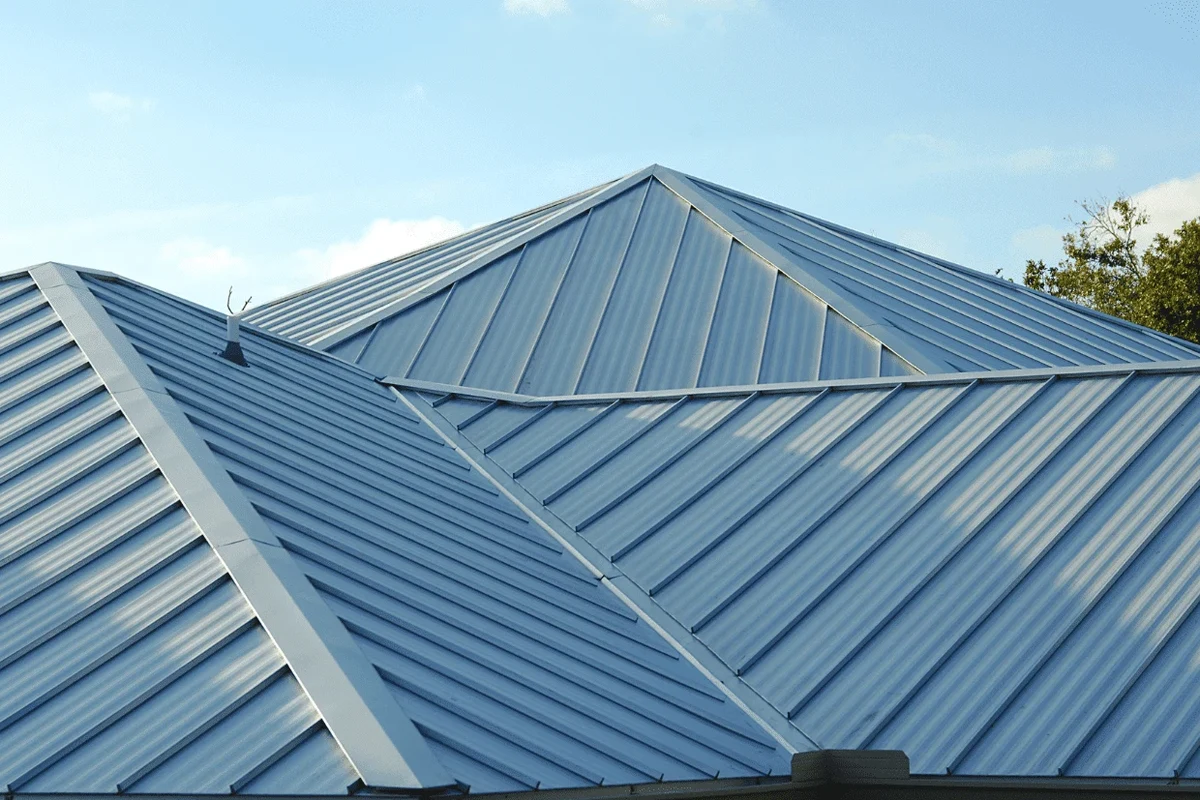 Different Types of Metal Roofing Panels to Enhance