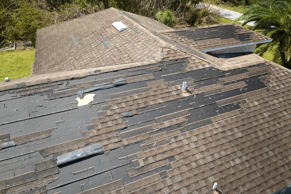 How to Replace Damaged Roof Shingles for a Durable