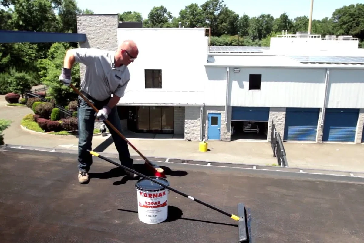 How to Apply Rubberized Roof Coating for Lasting Protection