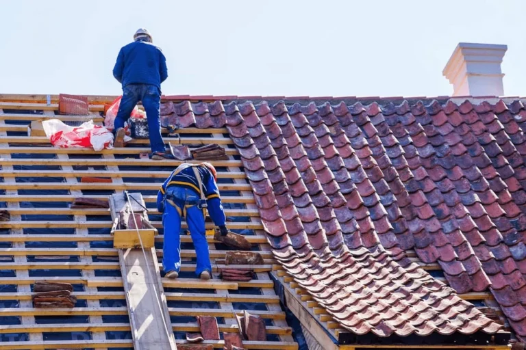 Can a Roof Be Replaced in the Rain Essential Tips